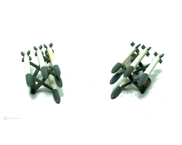 COHETES HVAR EN RACK x5