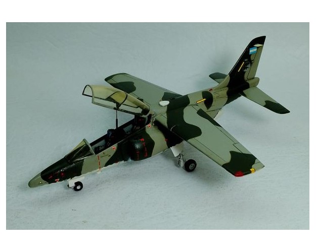 IA-63 PAMPA - 1/72