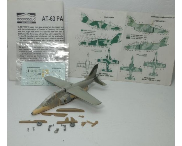 IA-63 PAMPA 1/72 ACONCAGUA (RESINA - SEMIARMADO)