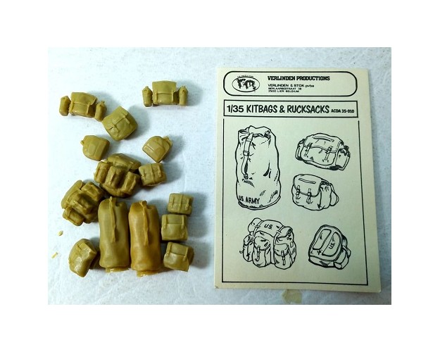 Bidones y latas de aceite modernos