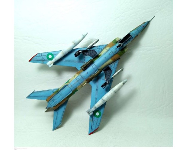 NANCHANG Q-5C - 1/72