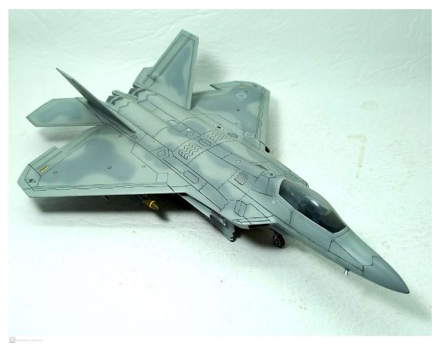 F-22 RAPTOR 1/72