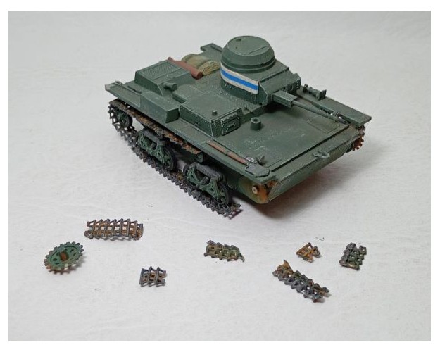 LOTE DE CUATRO VEHÍCULOS PARA REPARAR: BA10 - T38 - AMX13 VCI - PZ.26