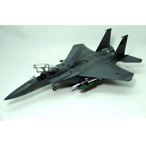 F-15E STRIKE EAGLE - 1/72