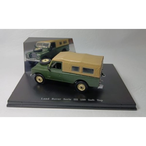 LAND ROVER Serie III 109