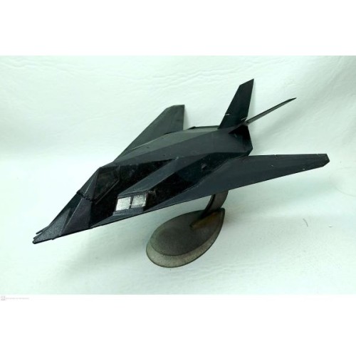 F-117 NIGHTHAWK 1/72