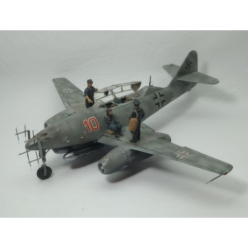 MESSERSCHMITT ME-262 B1- 10 ROJO - 1/48