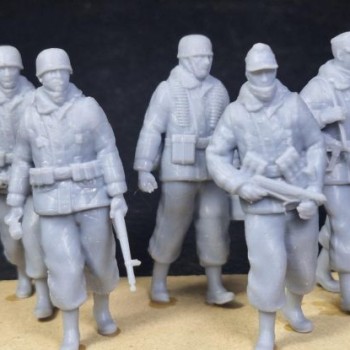 Paracaidistas alemanes (5 figuras)