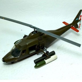 AUGUSTA A-109 HIRUNDO - EJÉRCITO ARGENTINO - 1/72