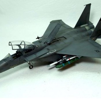 F-15E STRIKE EAGLE - 1/72