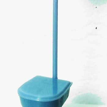 Inodoro con depósito elevado