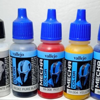 SET 5 PINTURAS: Primer Blanco + Negro + colores primarios (acrílicas p/aerógrafo)