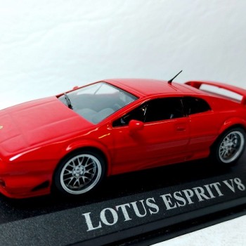 LOTUS ESPIRIT V8